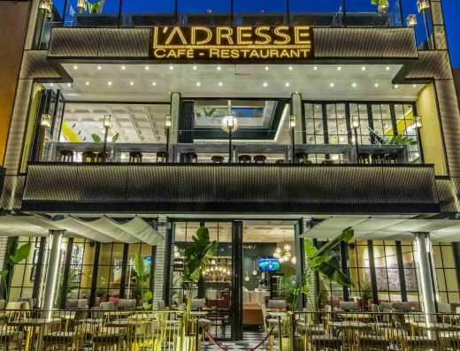 l-adresse-cafe-restaurant-devanture-jemaa-el-fnaa-nuit-marrakech